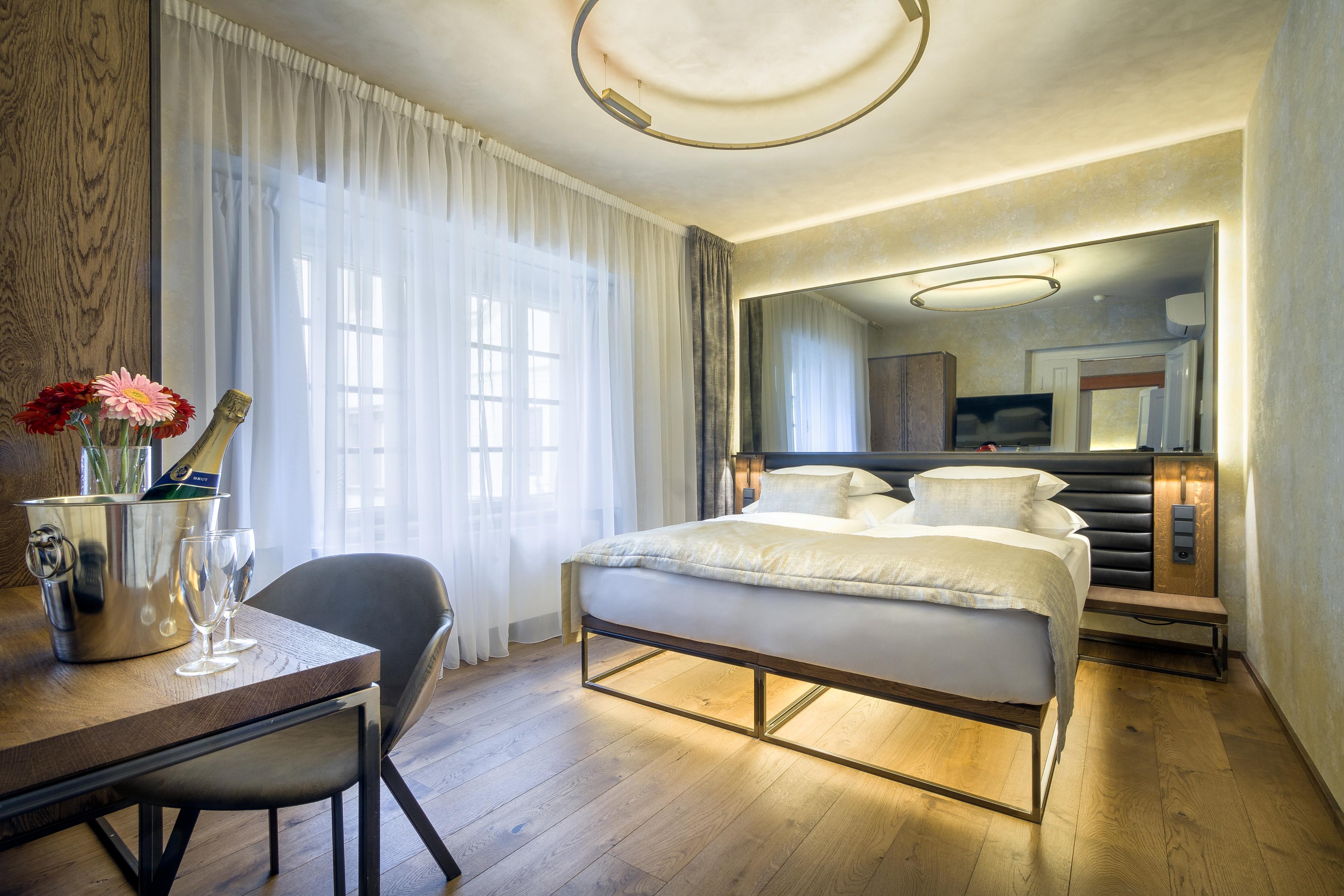 Hotel Waldstein Прага Екстериор снимка