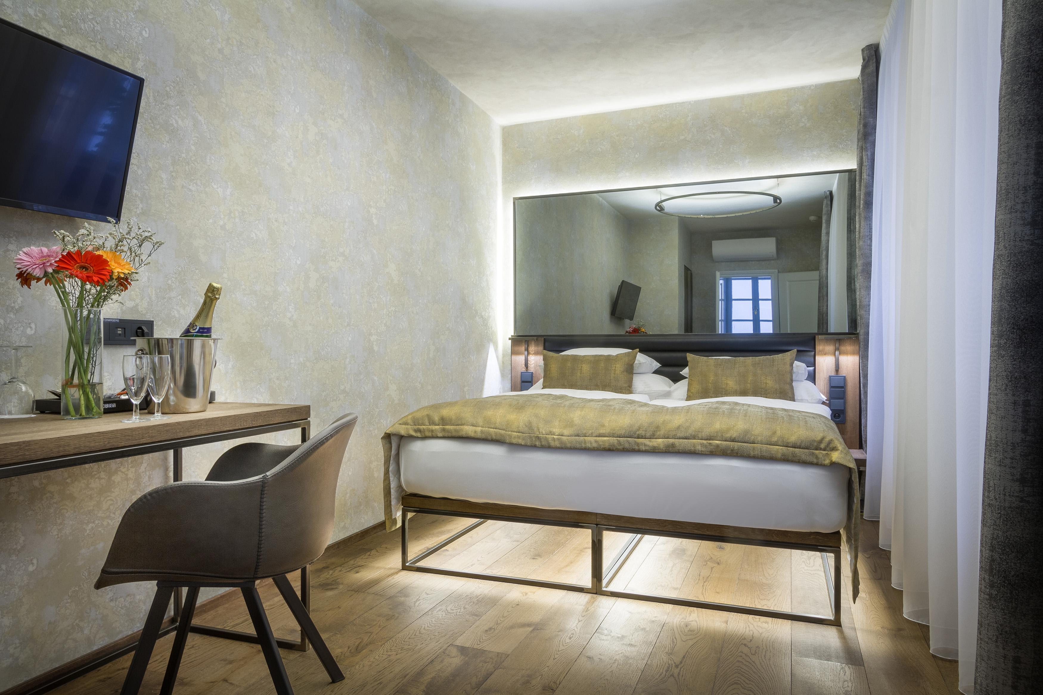 Hotel Waldstein Прага Екстериор снимка