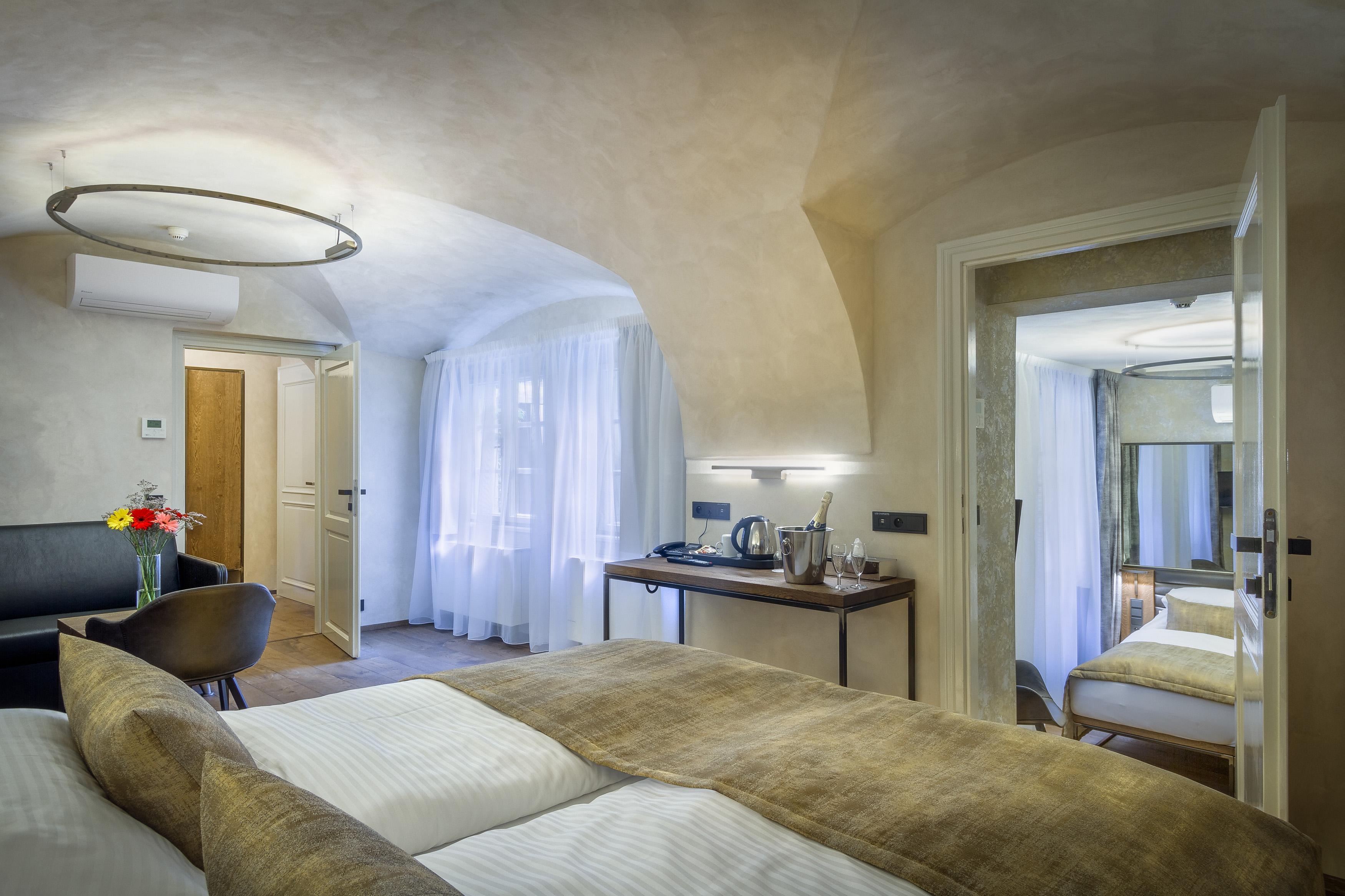 Hotel Waldstein Прага Екстериор снимка