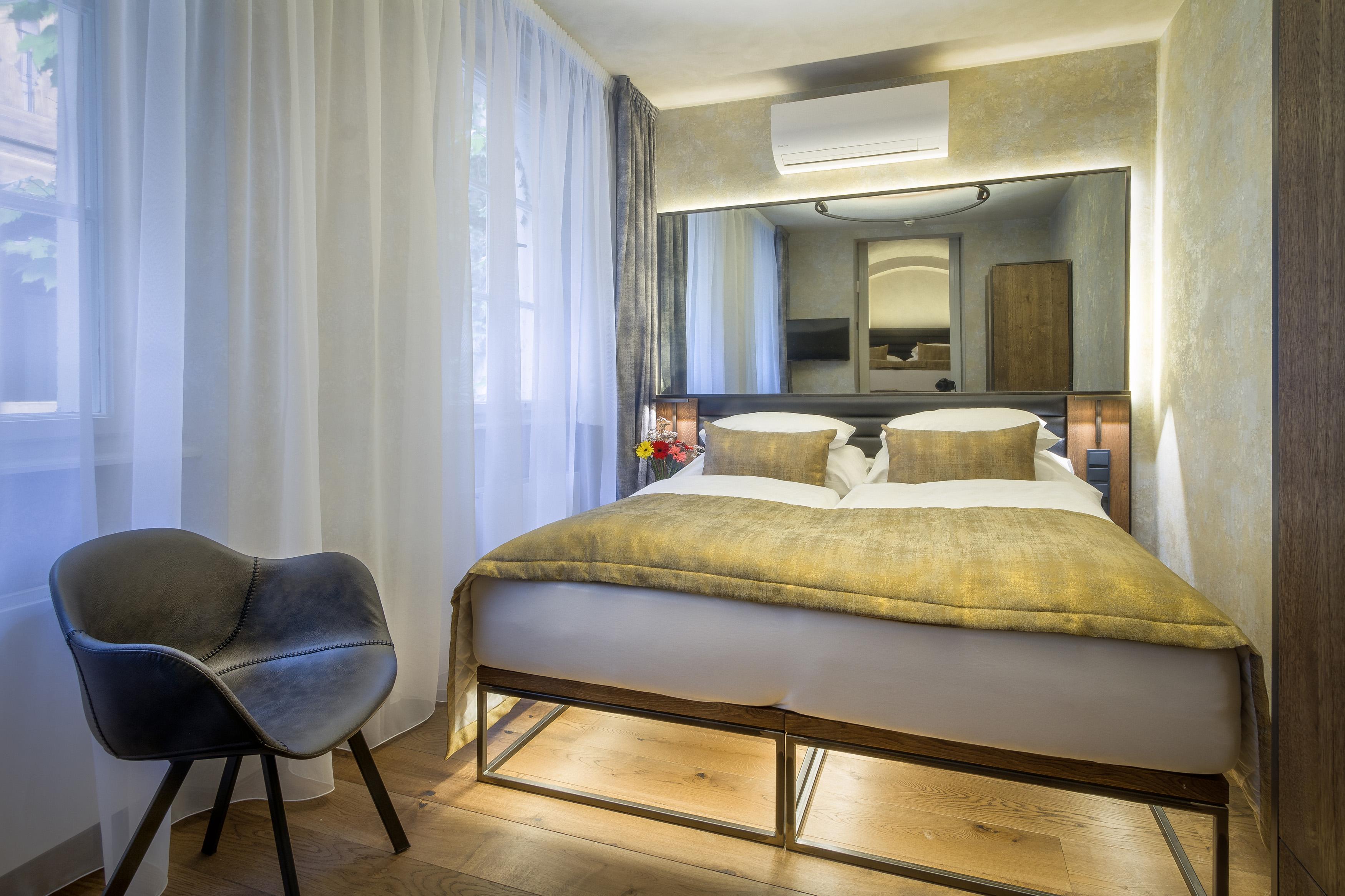 Hotel Waldstein Прага Екстериор снимка