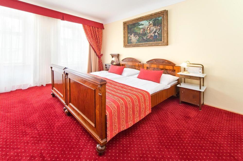 Hotel Waldstein Прага Екстериор снимка