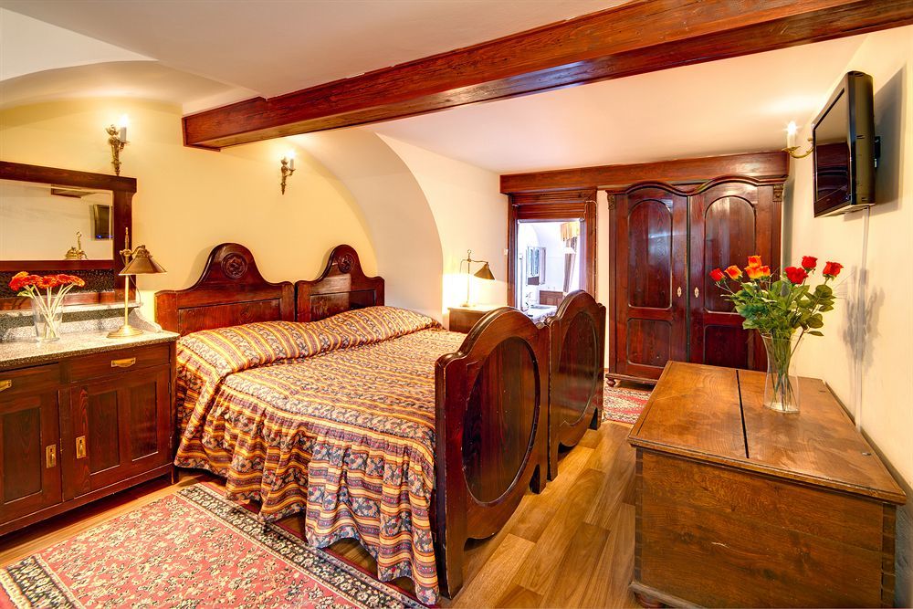 Hotel Waldstein Прага Екстериор снимка