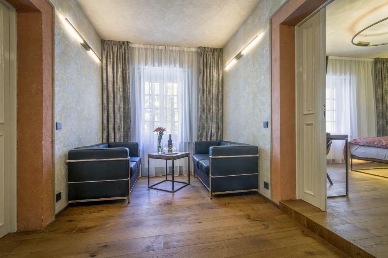 Hotel Waldstein Прага Екстериор снимка